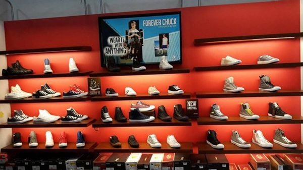 Giày sneaker Converse classic tại Store Converse Quy Nhơn
