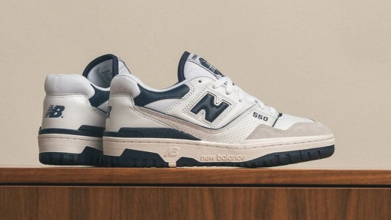 Giày sneaker nữ New Balance 550 màu be trắng cổ điển