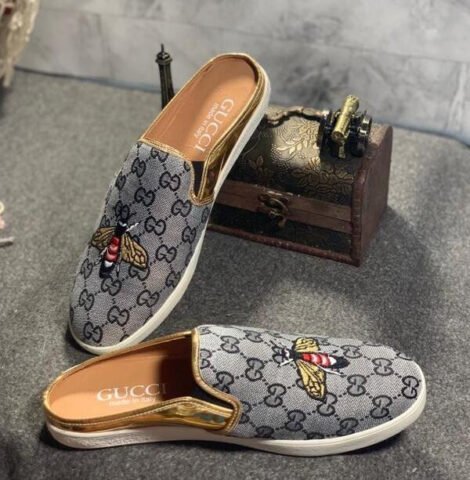 Giày sục nam Gucci bằng vải canvas