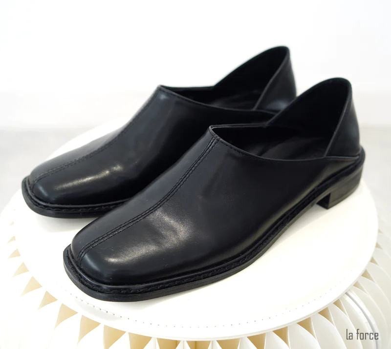 Giày tây mũi vuông cách điệu Soft Square