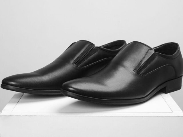Giày tây nam cao cấp thể hiện phong cách lịch lãm của quý ông Hà Nội