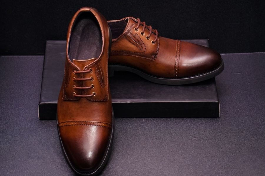 Giày tây nam tại Brother Concept với thiết kế tinh tế và phù hợp nhiều hoàn cảnh, một địa chỉ shop giày tây nam giá rẻ TPHCM