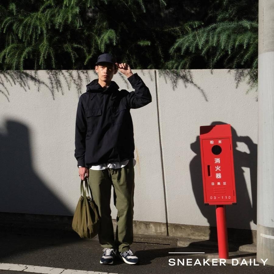 Giày thể thao nam New Balance 580 màu xám