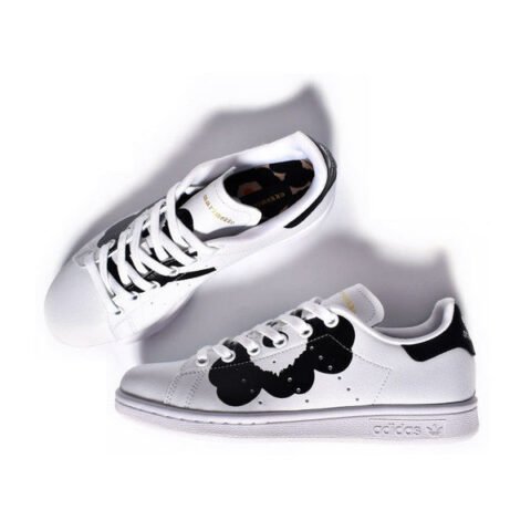 Giày thể thao nữ Adidas Stan Smith trắng với chi tiết gót độc đáo