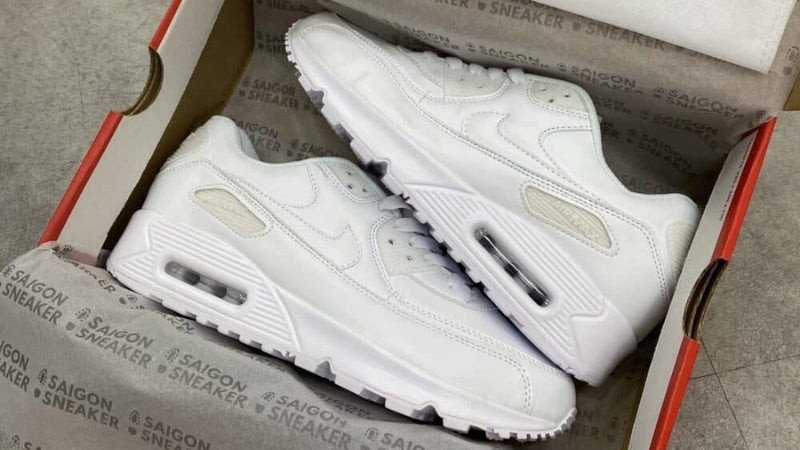 Giày thể thao nữ Nike Air Max 90 màu trắng đỏ đen cổ điển