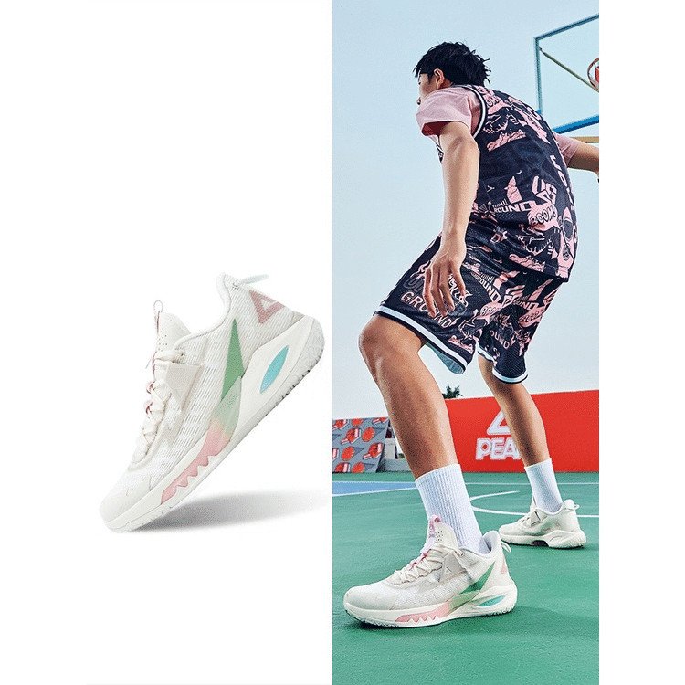Giày thể thao Peak với phối màu năng động và kiểu dáng chuyên nghiệp
