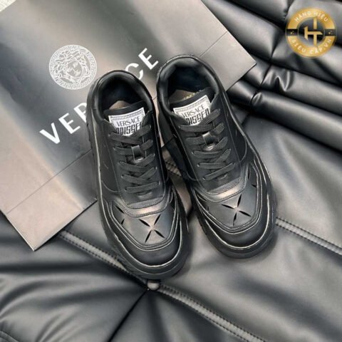Giày thể thao Versace nữ với thiết kế phá cách, biểu tượng Medusa nổi bật