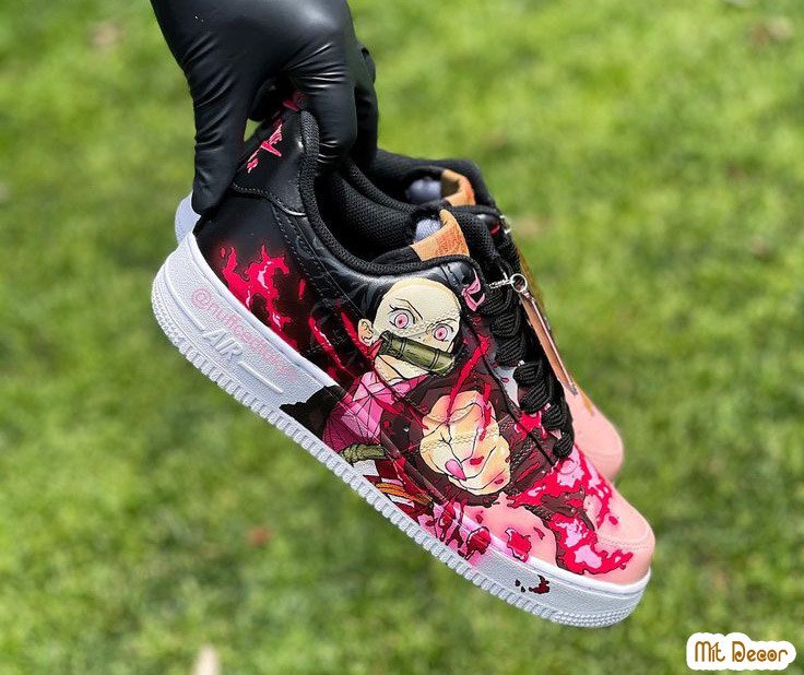 Giày thủ công gần đây