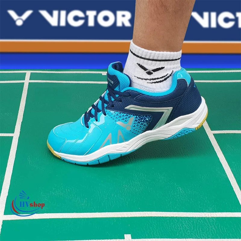 Giày Victor mang lại sự thoải mái tối đa cho người chơi cầu lông khi đã chọn đúng bảng size giày