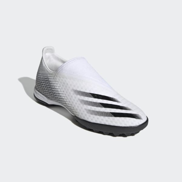 Góc nhìn phía trước của giày bóng đá không dây Adidas X Ghosted .3 Inflight