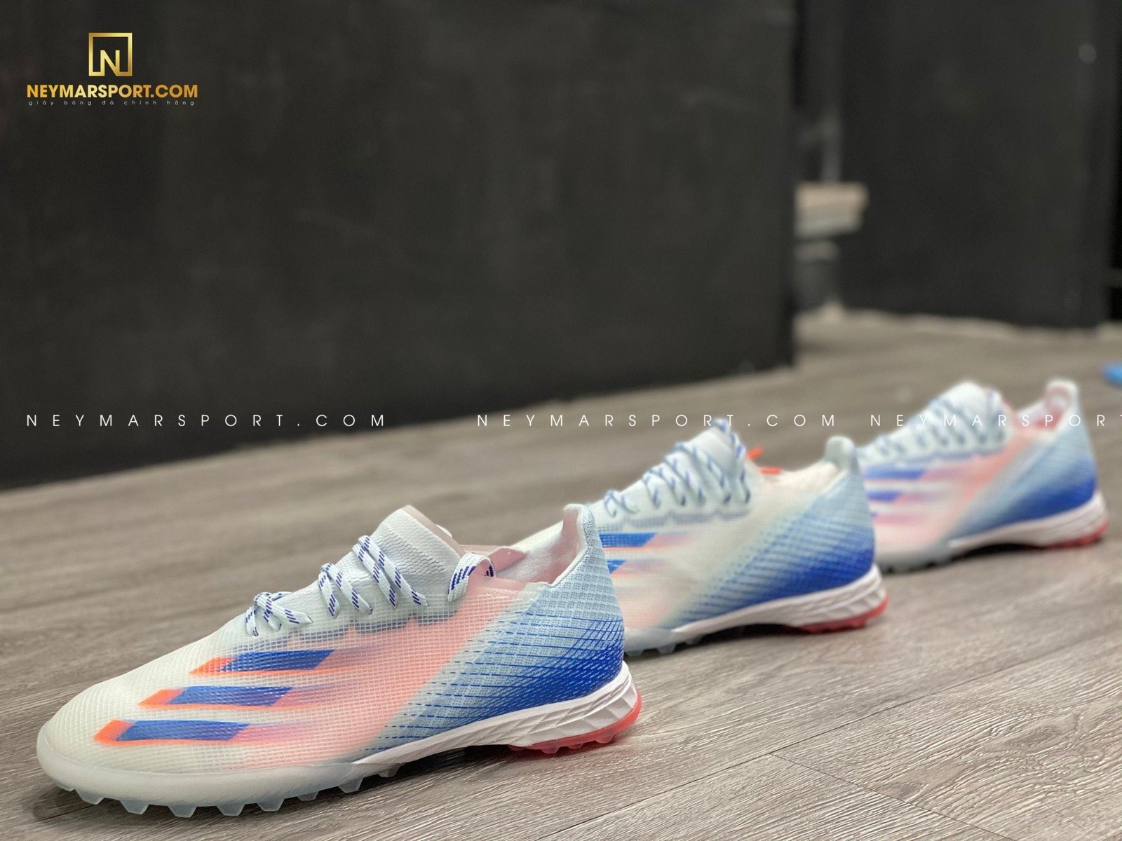 Gót giày và cổ giày của Adidas X Ghosted.1 TF mang lại sự ổn định