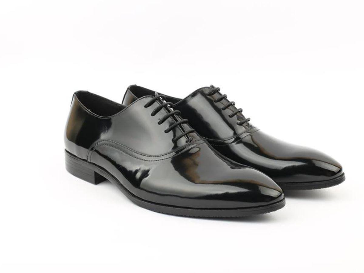 Grazie mang đến những đôi giày tây nam cao cấp nhập khẩu, chế tác thủ công tinh tế ở Hà Nội