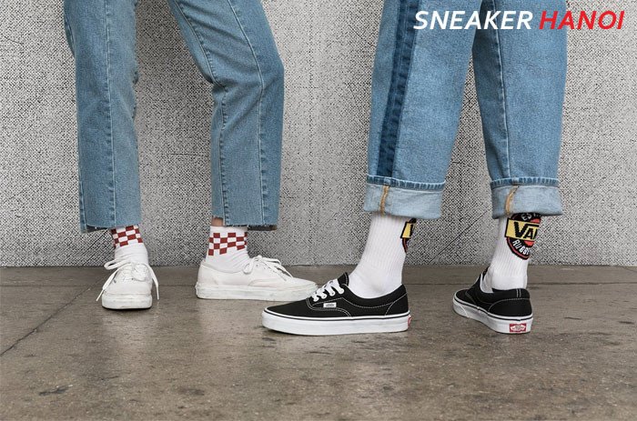 Hạn chế cuộn tất để giữ phong cách khi đi giày sneaker