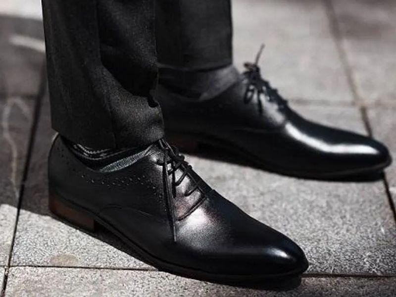 Hãy tin vào cảm giác đôi chân khi chọn mua giày sneaker