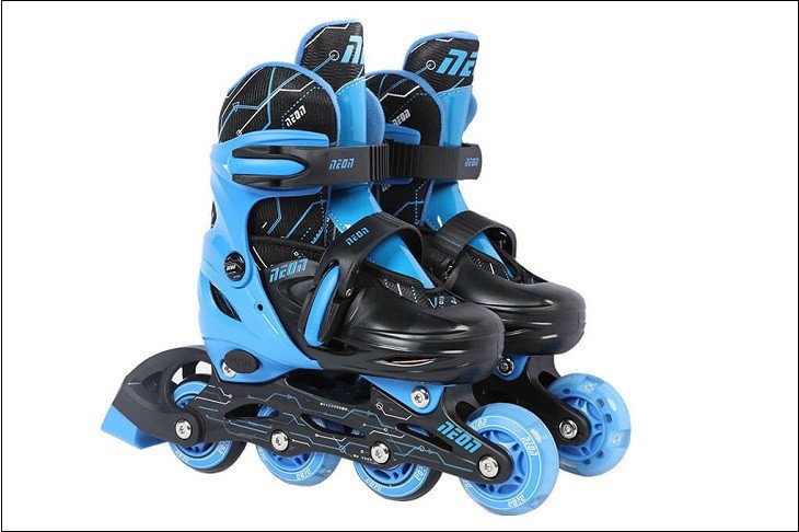 Hình ảnh đôi giày trượt patin một hàng bánh Neon Inline Yvolution NT07B4, thể hiện thiết kế hiện đại và sự tiện lợi khi sử dụng