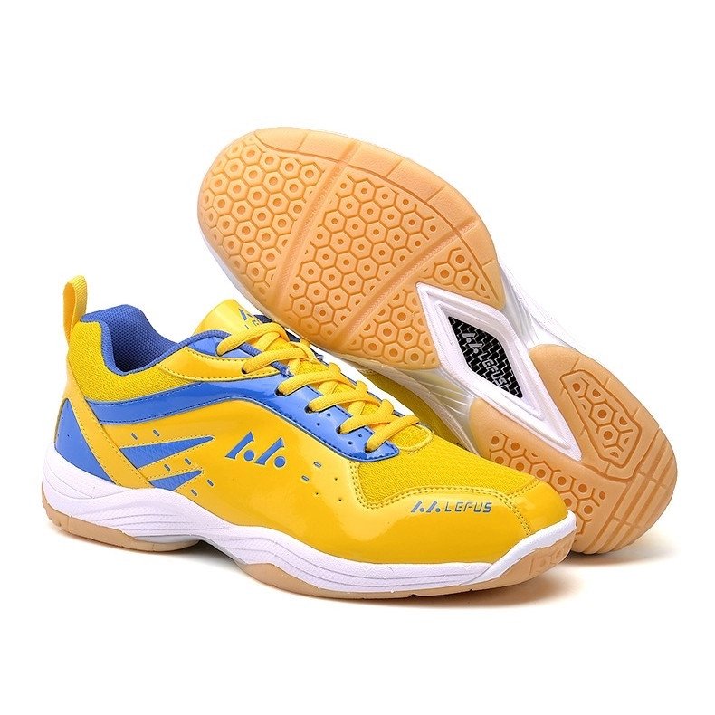 Hình ảnh tổng thể của giày thể thao Lefus, phô diễn cấu trúc và vật liệu cao cấp.