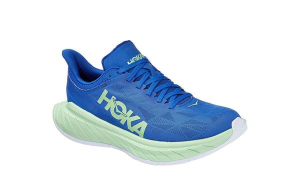 Hoka Carbon phù hợp cho các buổi chạy tốc độ và thi đấu