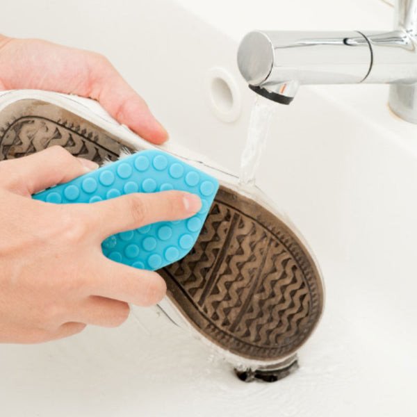 Hướng dẫn vệ sinh và bảo quản giày bóng rổ Curry bền đẹp