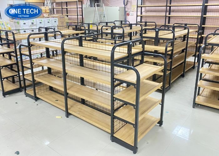 Kệ khung sắt mặt gỗ cho cửa hàng giày