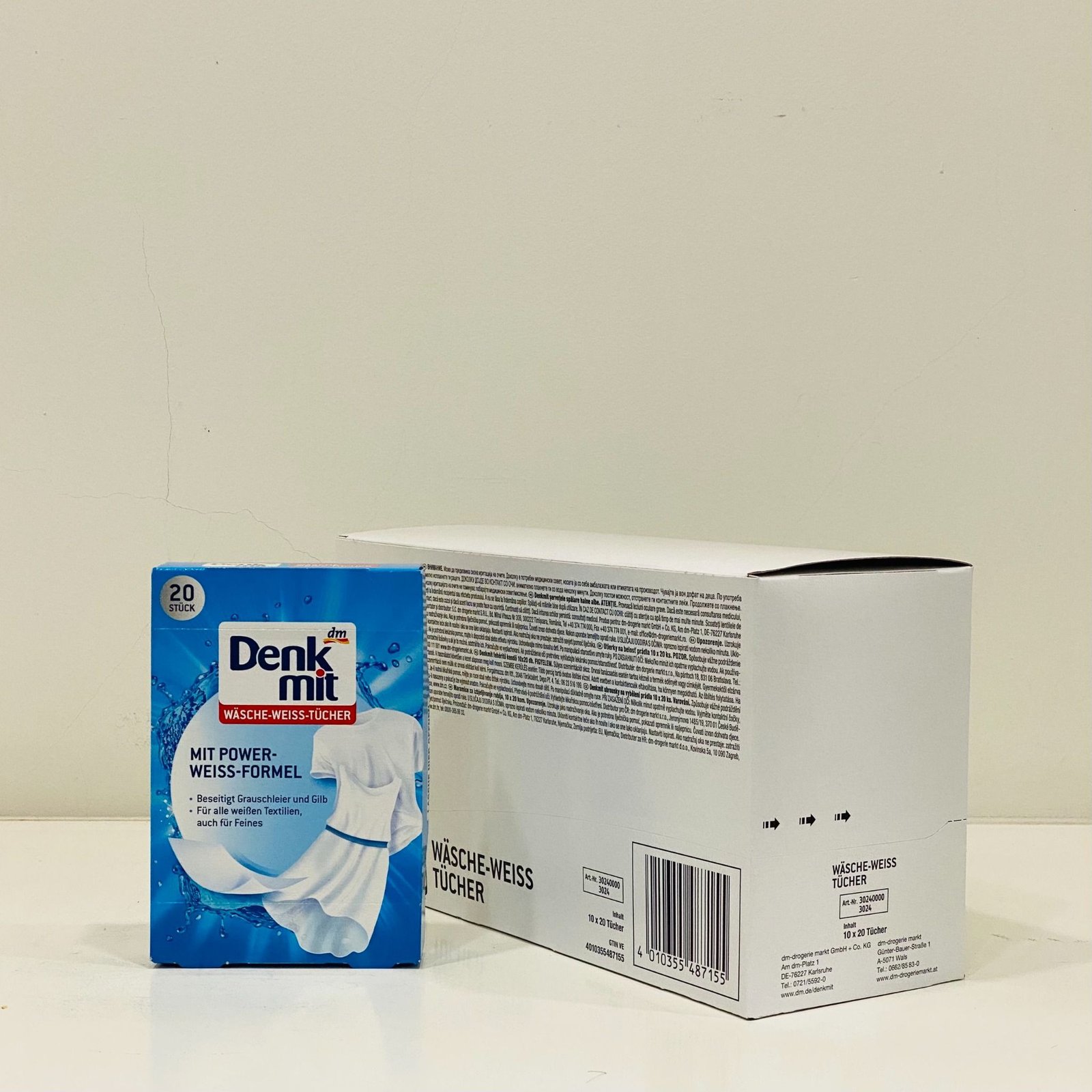 Kết quả quần áo trắng sạch sau khi sử dụng giấy tẩy trắng Denkmit