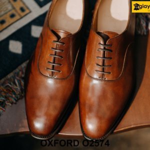 Kiểu dáng giày Oxford cổ điển phù hợp cho giày tây trẻ em