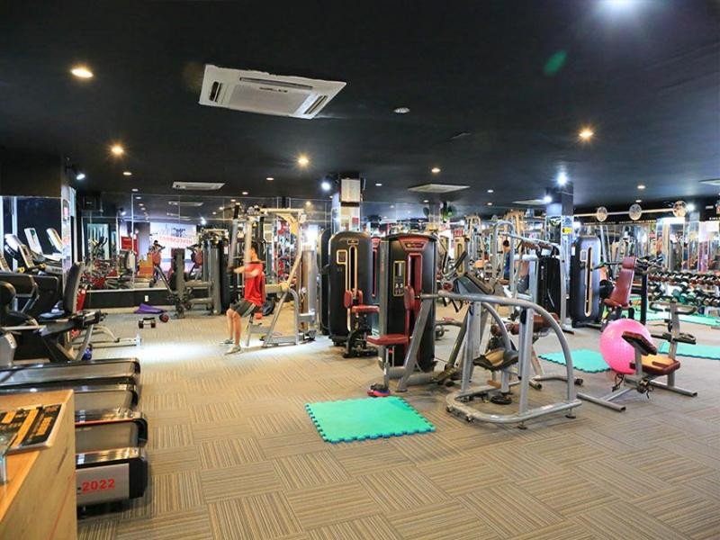 KingSport Fitness Cầu Giấy với không gian tập luyện rộng rãi