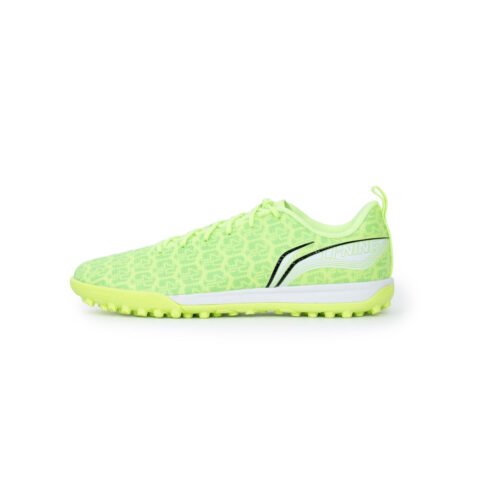 lining giày bóng đá