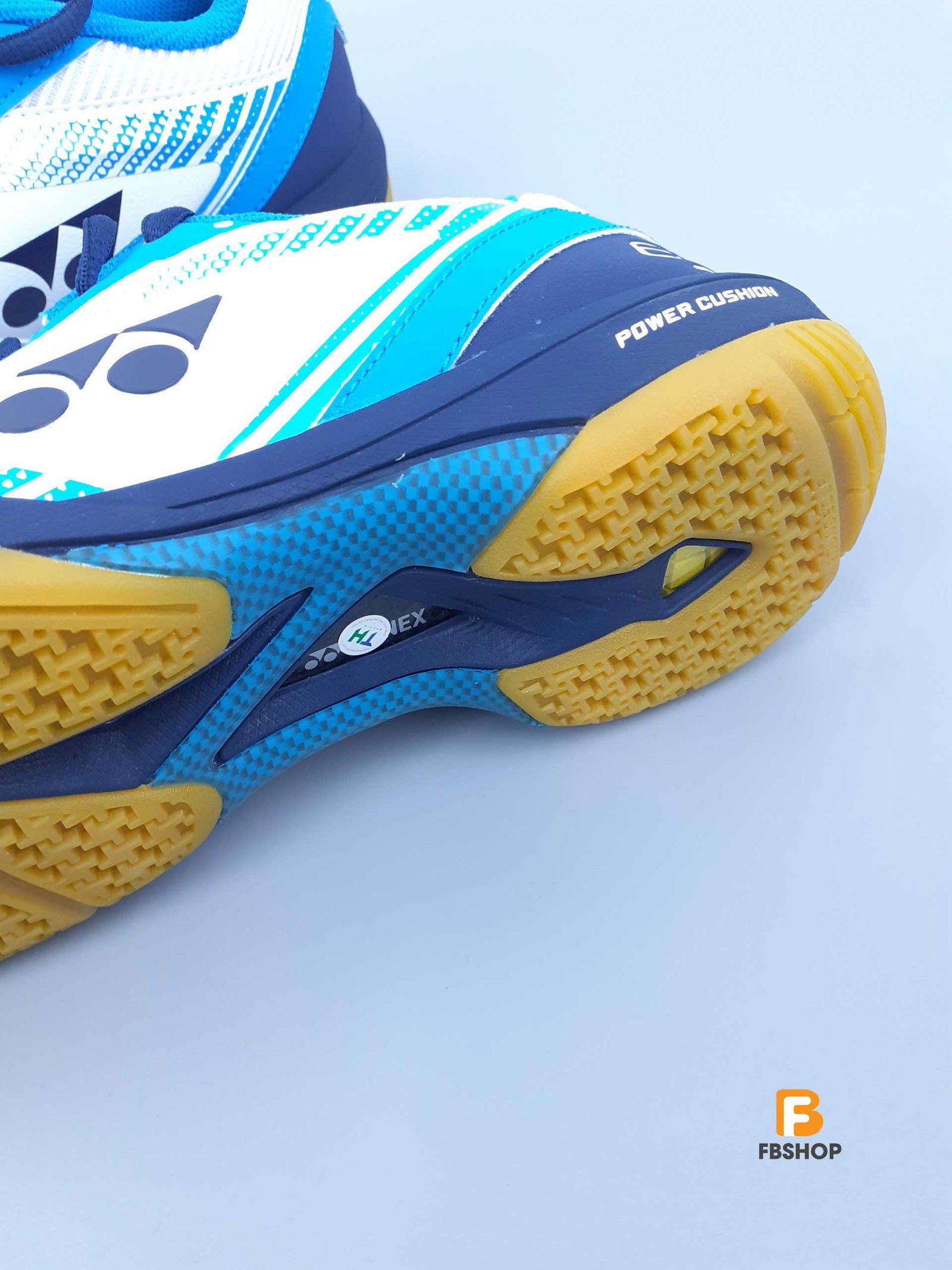 Mặt đế giày yonex 65z3 2023 với công nghệ Radial Blade Sole nổi bật