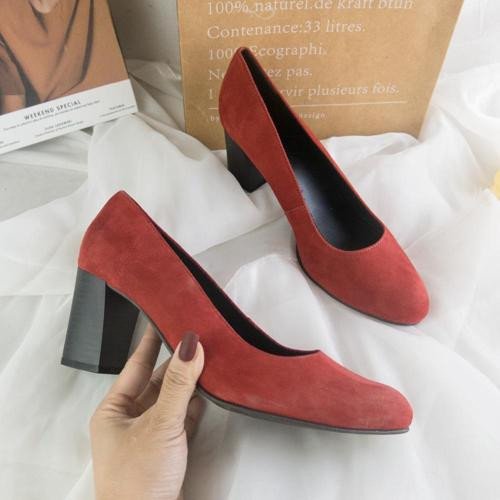 Mẫu cao gót xuất Nhật với thiết kế trang nhã, lý tưởng cho đôi chân size 34