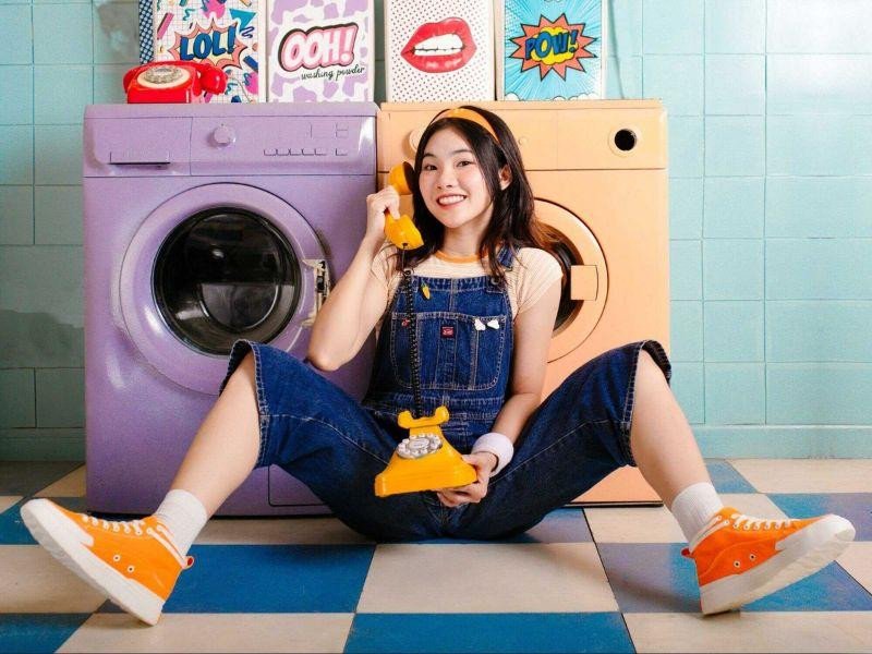 Mẫu giày Bitis Hunter Street Mid cổ cao màu đen trắng, mang đến vẻ ngoài cá tính và thời trang