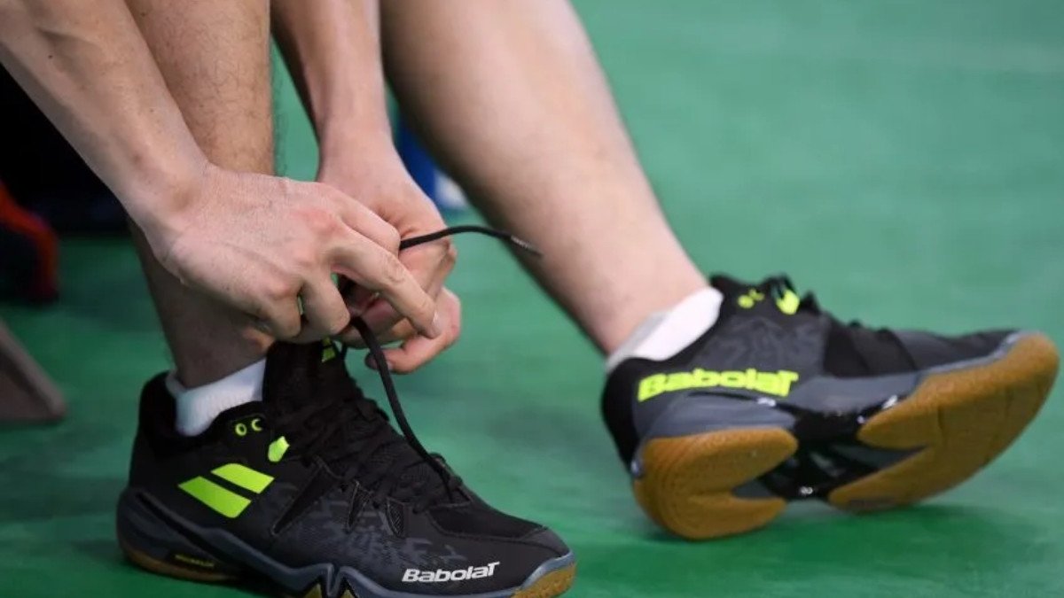 Mẫu giày cầu lông Babolat Shadow Spirit nam hỗ trợ di chuyển nhanh