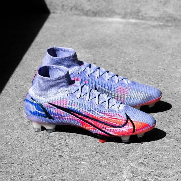 Mẫu giày đá bóng Nike Mercurial Flames Pack tím với họa tiết lửa của Mbappe