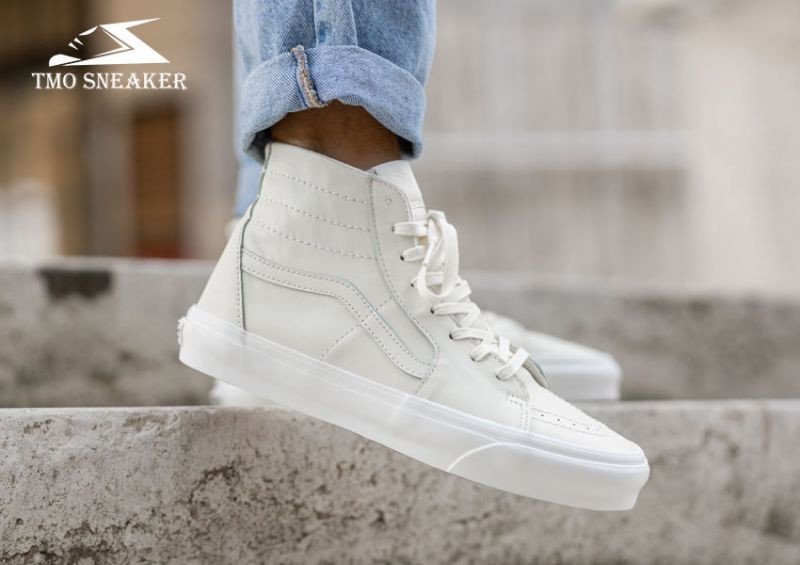 Mẫu giày sneaker hot 2025 Vans SK8 Hi White năng động