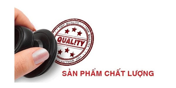 Một đôi giày cầu lông Yonex màu xanh dương và trắng