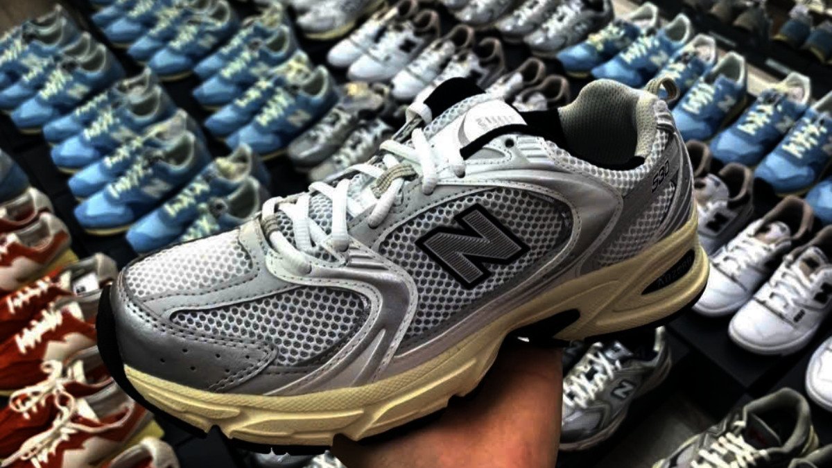 Một loạt các mẫu giày New Balance nam chính hãng phong cách trẻ trung tại Newbox Vietnam.