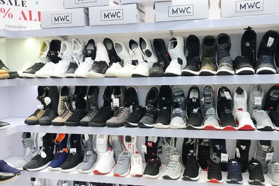 MWC Shop tự hào mang đến những mẫu giày sneaker chất lượng với mức giá phù hợp