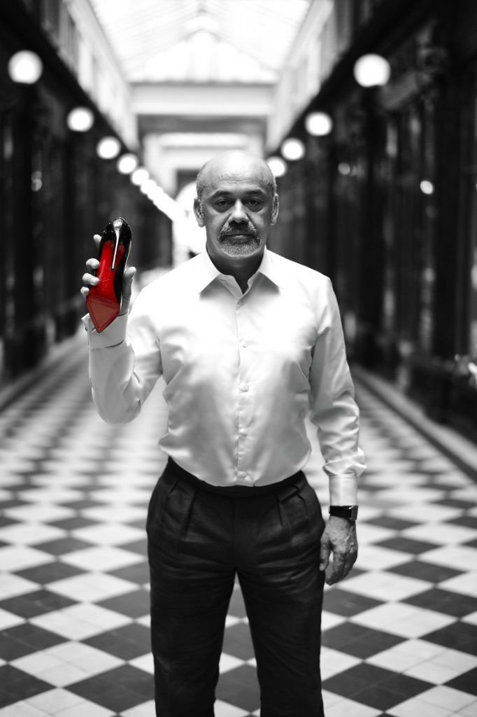 Nghệ nhân Christian Louboutin tỉ mỉ với thiết kế giày cao gót của mình