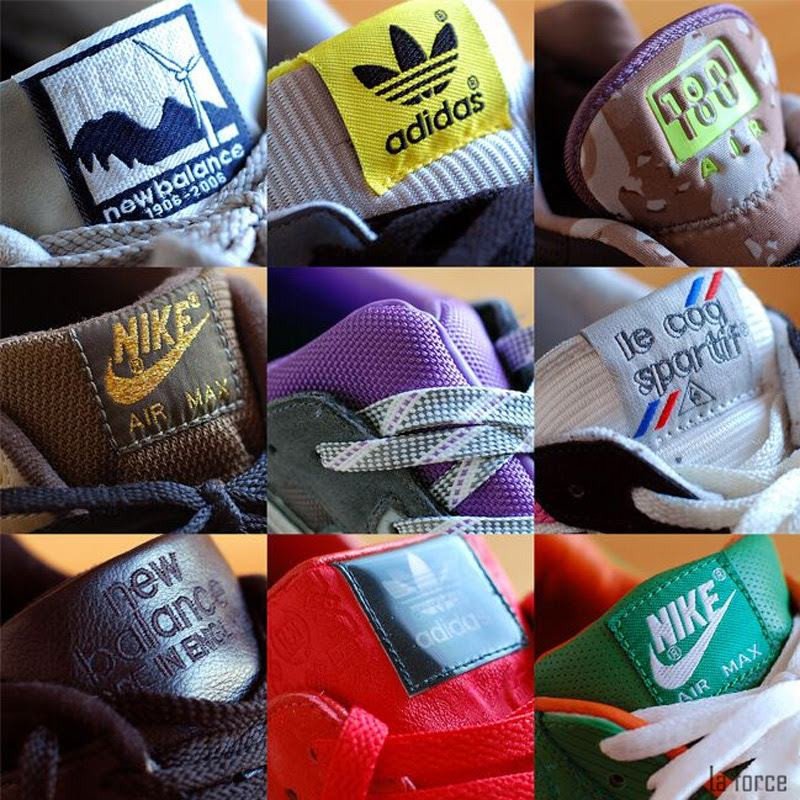 Người mẫu đang xỏ giày sneaker với lưỡi gà giày được cố định chắc chắn