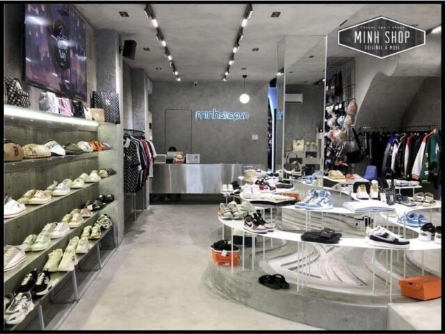 Người tìm shop giày sneaker Bình Thạnh đang xem xét các lựa chọn đa dạng tại Minhshop.