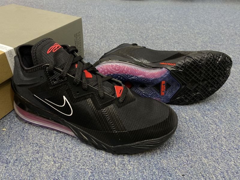 Nike LeBron 18, giày bóng rổ outdoor ngon với đệm Air Max bền bỉ