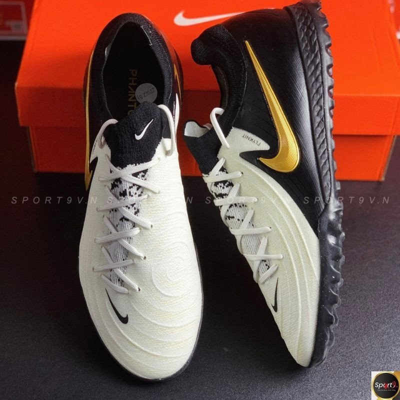 Nike React Phantom GX Pro ứng dụng Flyknit và các công nghệ tiên tiến khác