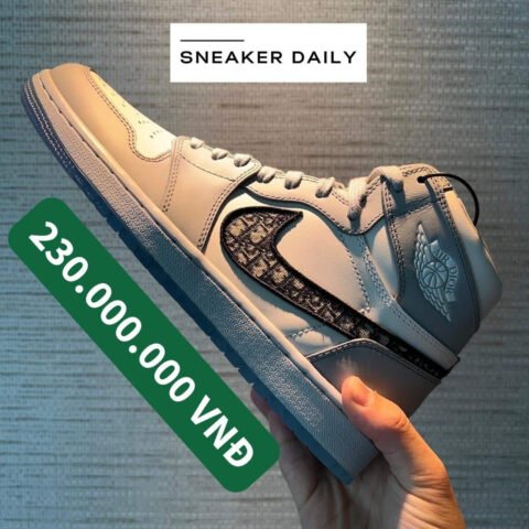 Phiên bản giày Air Jordan 1 High Dior đắt giá, một biểu tượng của sự sang trọng và giới hạn trong thế giới sneaker.