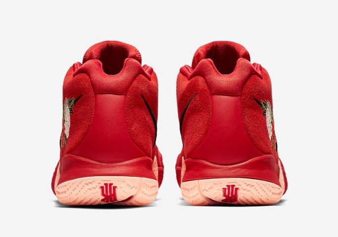 Phiên bản giày bóng rổ Kyrie 4 CNY với họa tiết pháo hoa và hoa văn truyền thống