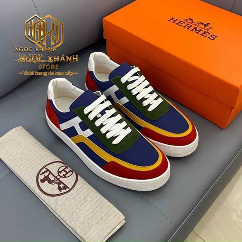 Phối màu xanh đỏ vàng cá tính trên giày thể thao Hermes