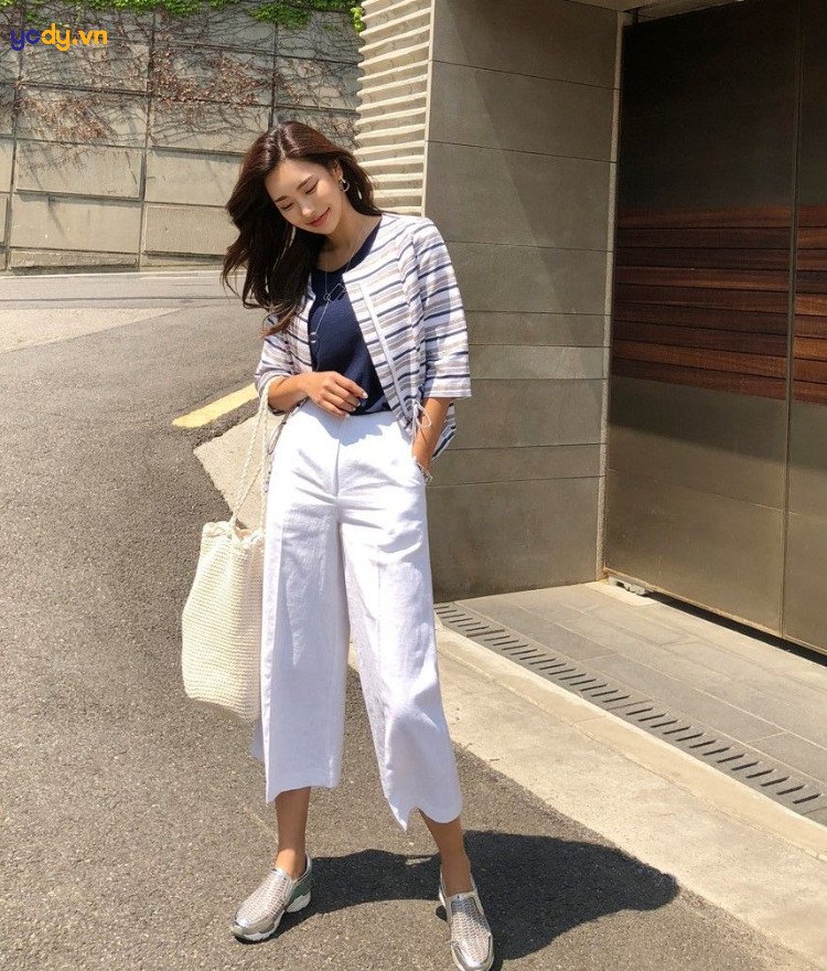 Phong cách thanh lịch với giày thể thao Yody và quần Culottes
