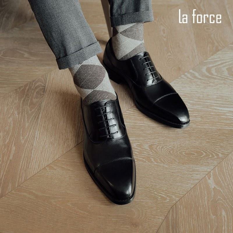 phong cách xỏ dây giày tây Diagonal tạo điểm nhấn