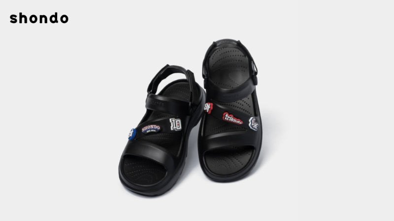 Phóng khoáng và thoải mái với sandal kết hợp quần âu