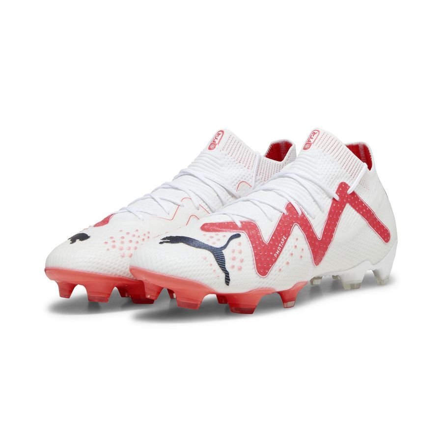 Puma Future Ultimate FG/AG Breakthrough trắng đen