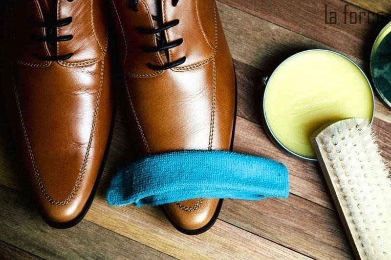 Quy trình vệ sinh giày da bò đúng cách