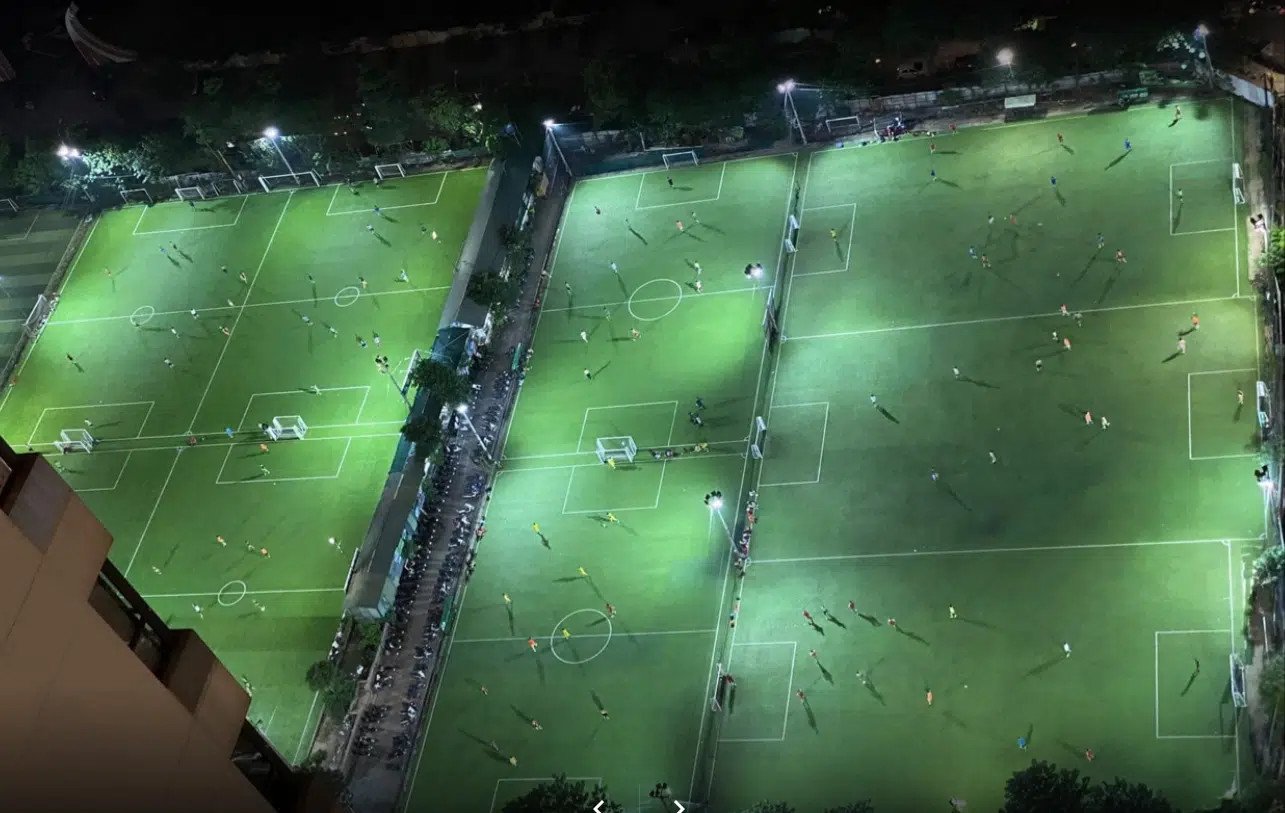 Sân bóng đá Thành Phát hiện đại